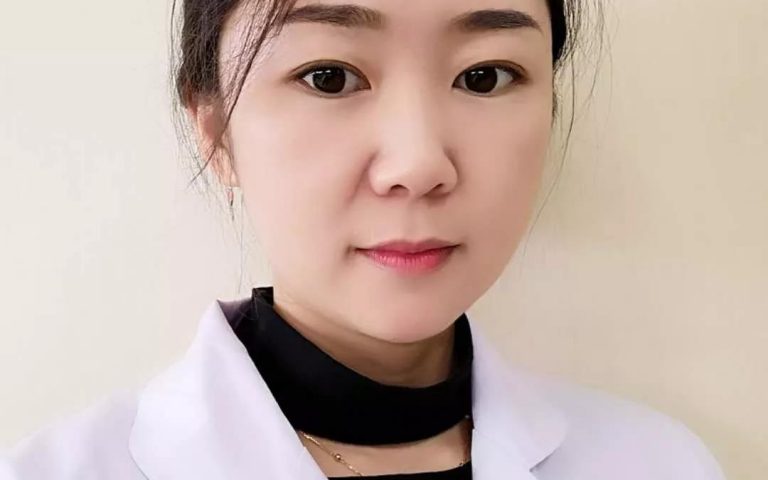 非球面设计在RGP隐形眼镜中的应用